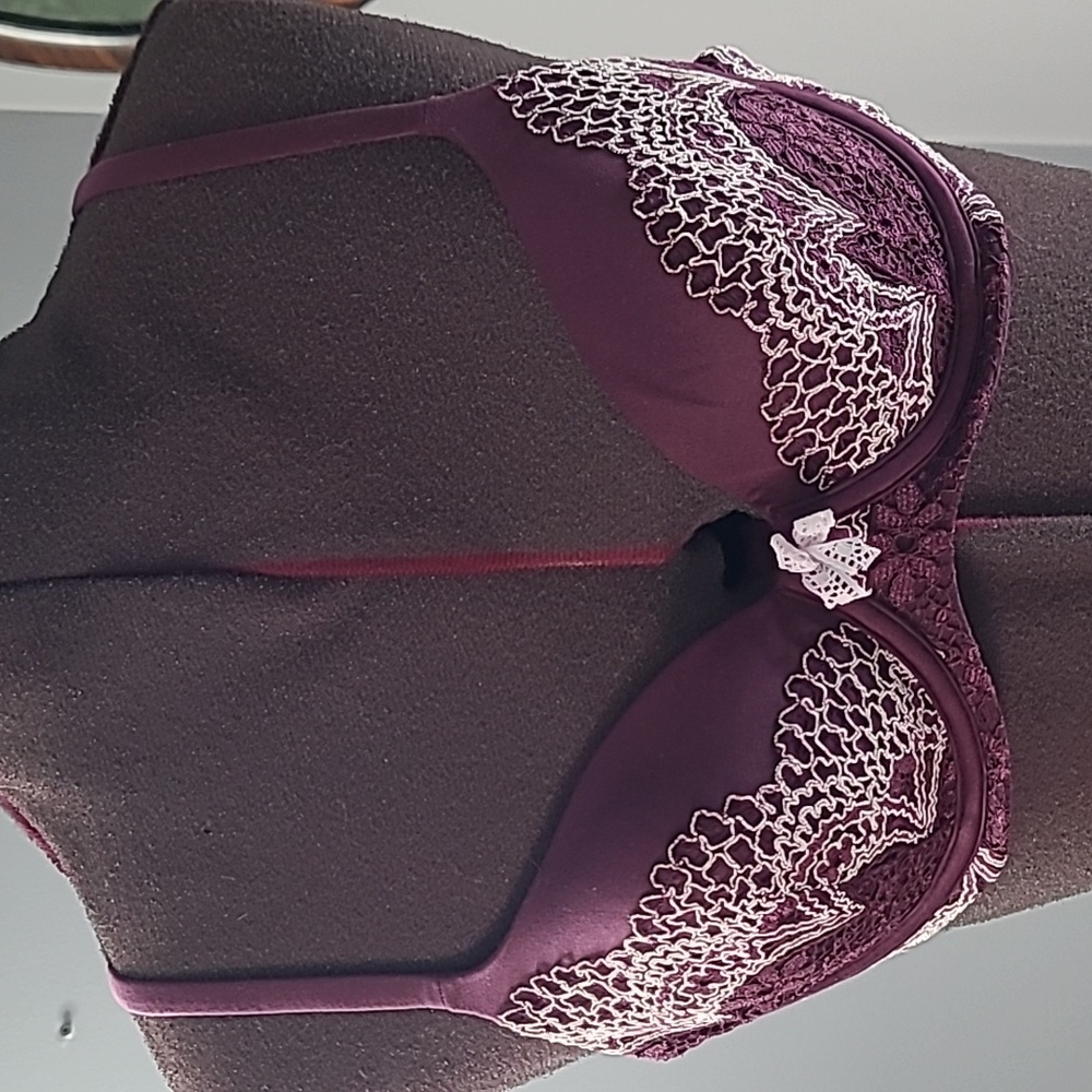 Victoria's Secret Plum Lace Bra